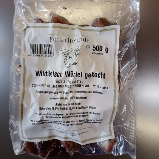 Wildfleisch gekocht und gewürfelt