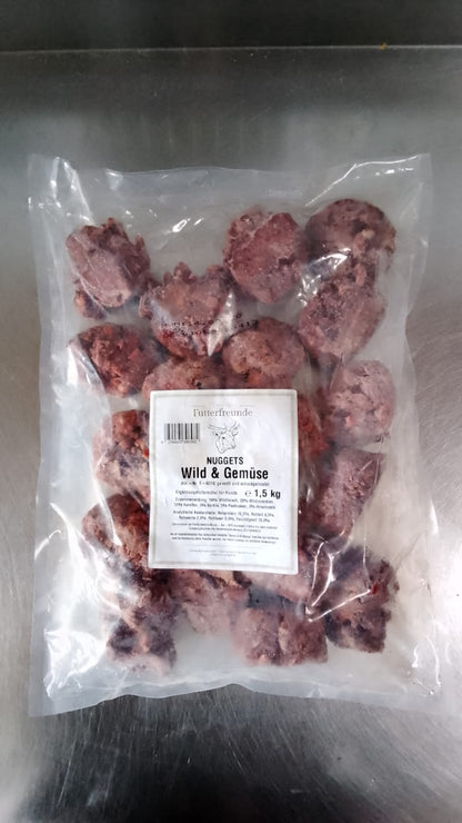BARF-Nuggets Wild & Gemüse, gewolft und portioniert